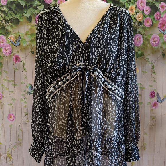 Kaelyn-Max ll Tops - Embellished Tunic Top 2X